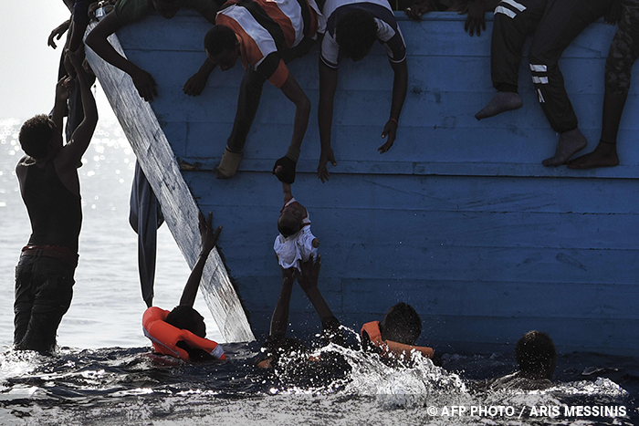 © AFP PHOTO / ARIS MESSINIS